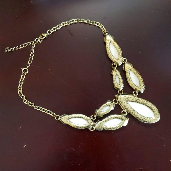 Reversible statement necklace - Picture 4 of 4